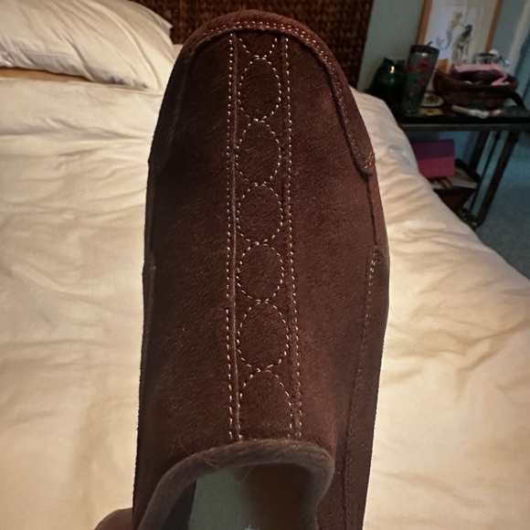 Easy Spirit Dark Brown Slip-On Shoes - Picture 4 of 8